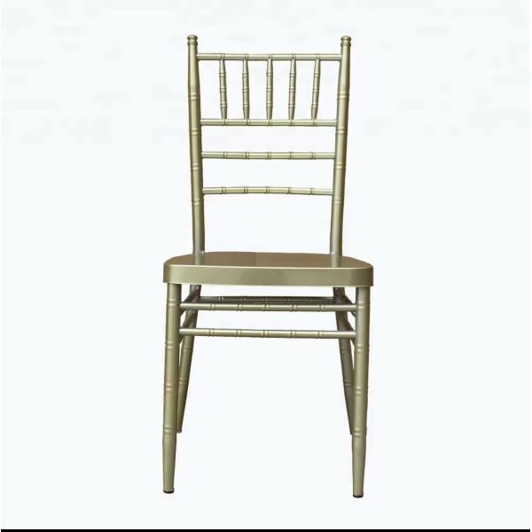 Gold Chiavari chair for luxury weddings and corporate events.